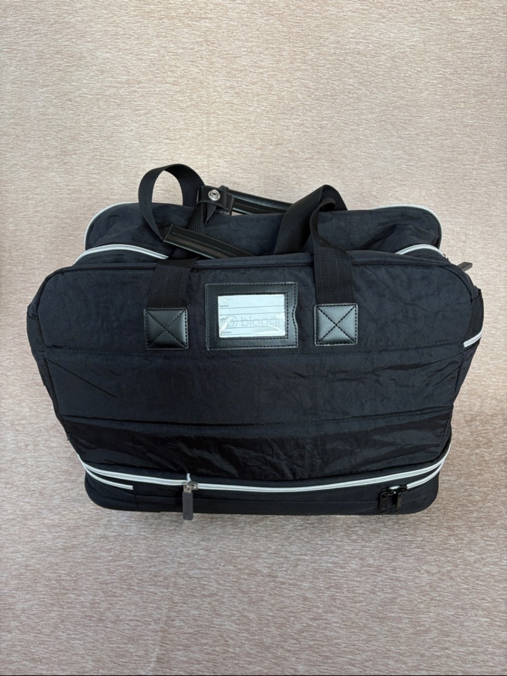 Biaggi Zipsak Expandable Travel Luggage Black with Silver Accent & Zippers - Picture 2 of 8